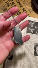 Load and play video in Gallery viewer, Silversmith Druzy Qtz On Stainless Cable Chain
