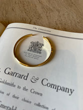 Load image into Gallery viewer, Circle Of Gold Bracelet
