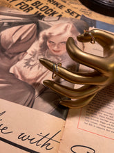 Load image into Gallery viewer, Paradise With Serpent Ring - 18k over brass
